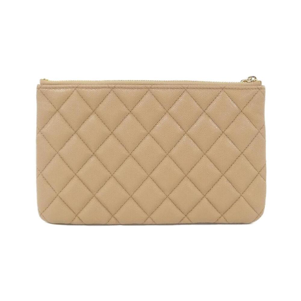 CHANEL Cream Pouch - Picture 2 of 7